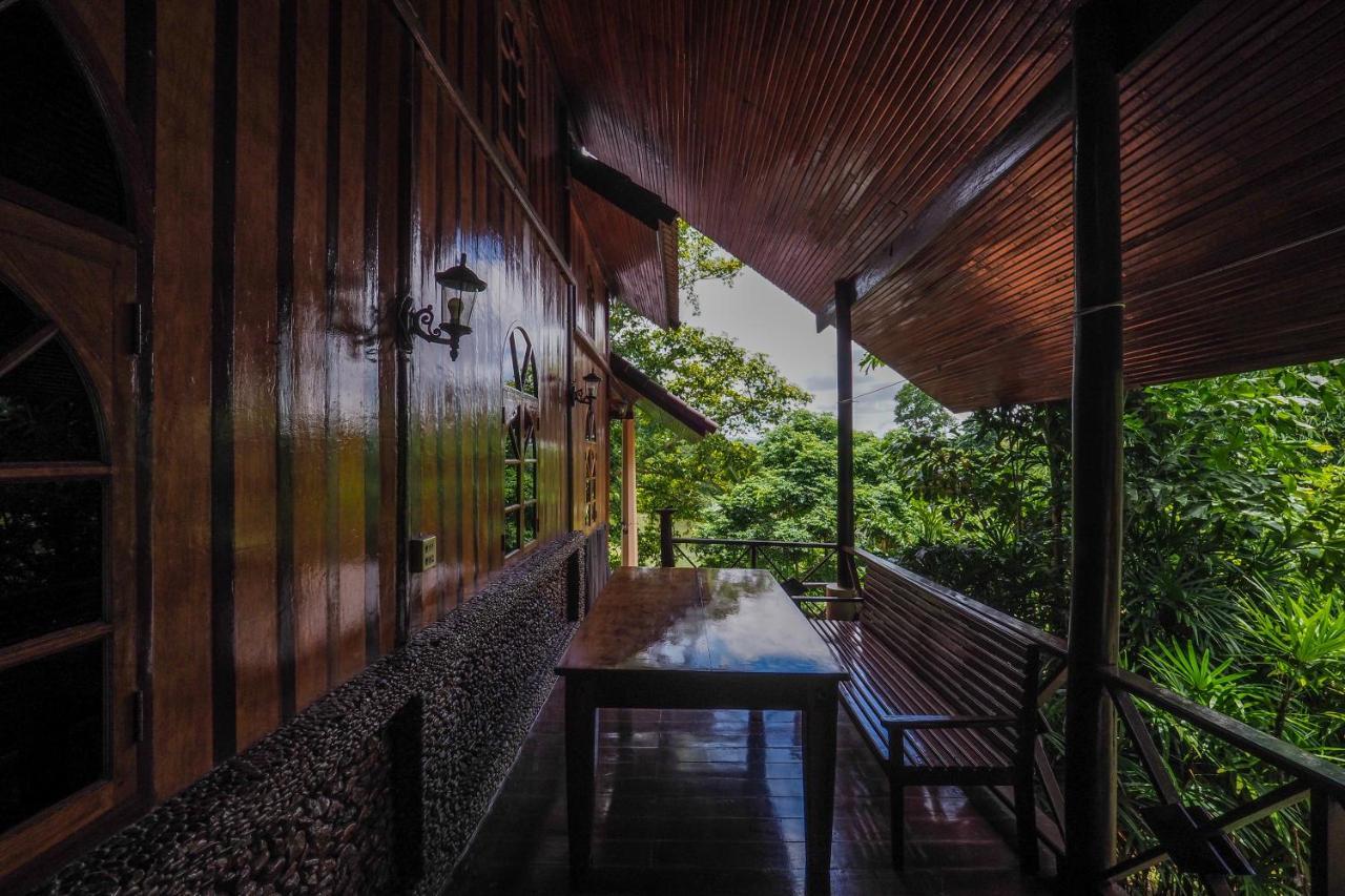 Hotel Ratmanee House Kanchanaburi Exteriér fotografie