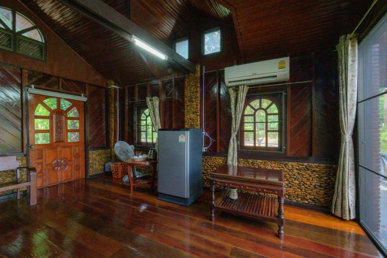 Hotel Ratmanee House Kanchanaburi Exteriér fotografie