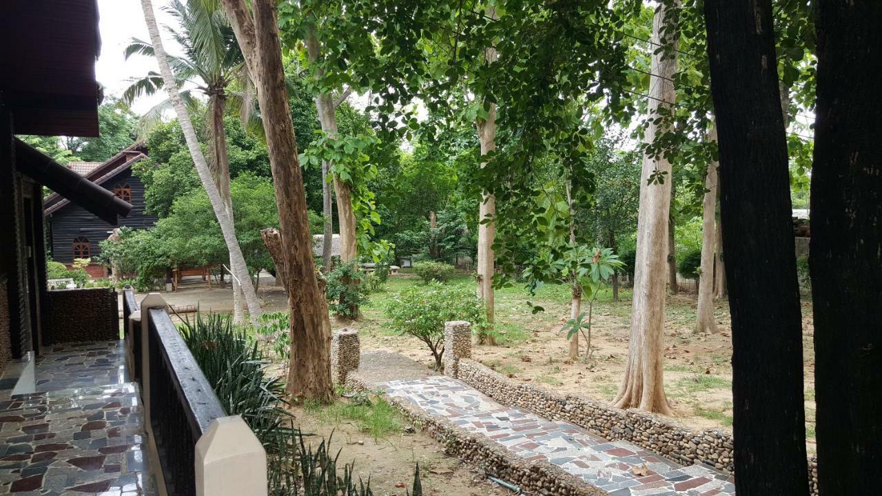 Hotel Ratmanee House Kanchanaburi Exteriér fotografie
