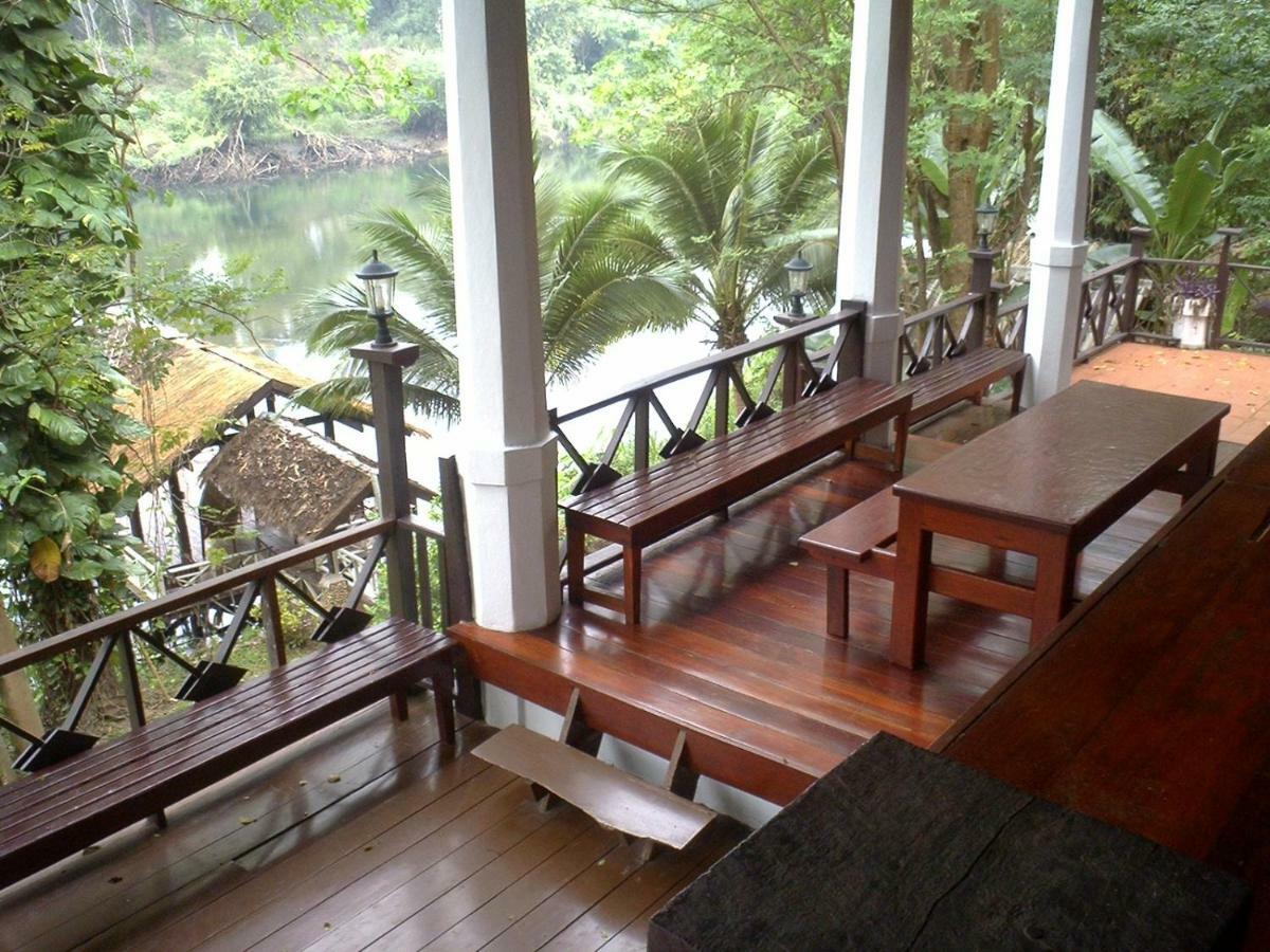 Hotel Ratmanee House Kanchanaburi Exteriér fotografie